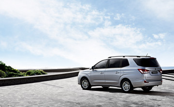 SSANGYONG Rodius Sapphire 2.0 e-XDI 155KM 114KW