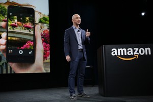 Bezos inkasuje 1,3 miliarda dolarów za część udziałów w Amazonie