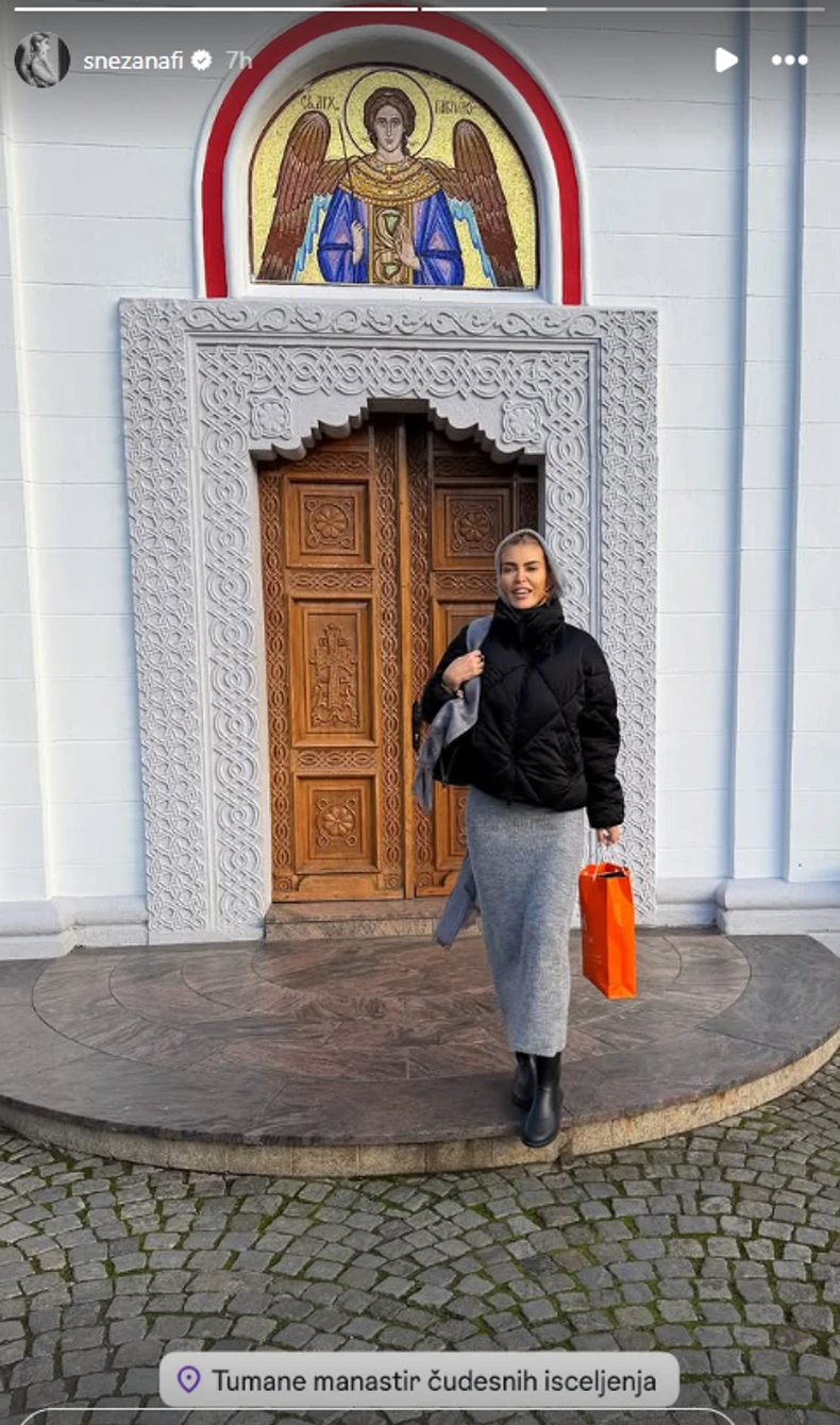 Snežana Borjan posetila manastir