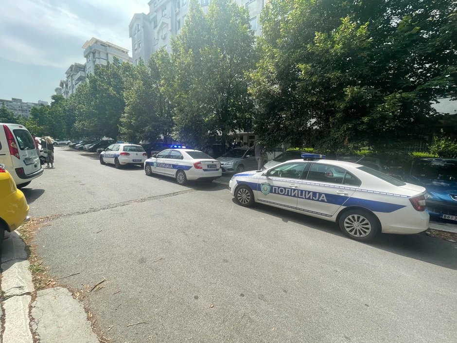 Pucnjava se dogodila u stanu na Voždovcu