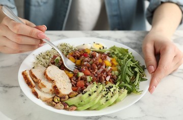 Ízületi fájdalom: így lehet csökkenteni a húgysavszintet étrenddel