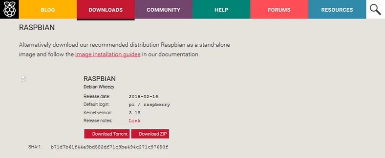 System Raspbian jest do pobrania ze strony www.raspberrypi.org/downloads