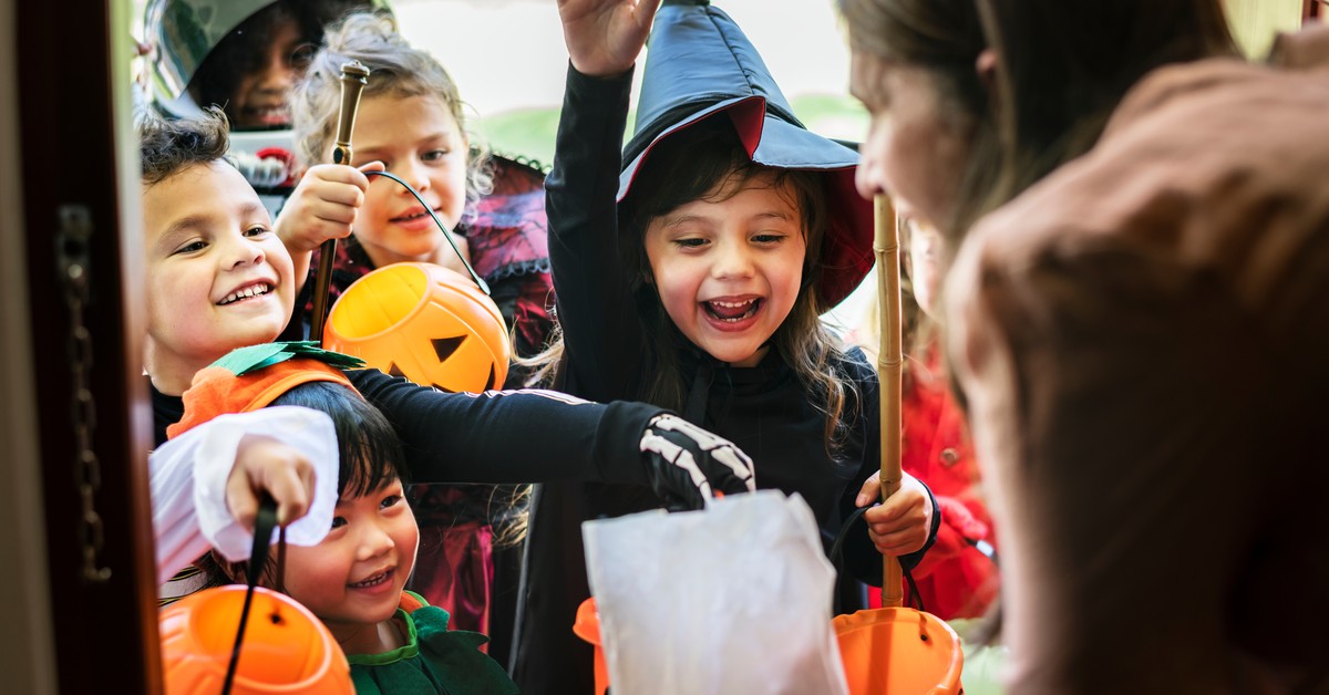 Halloween – czyli piątek, 31 października, dniem wolnym od pracy. Czy trzeba anulować wnioski urlopowe?
