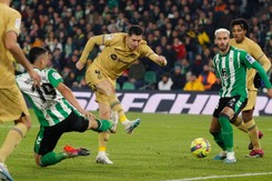 Lewandowski wrócił i trafił do siatki. Czwarte z rzędu zwycięstwo Barcelony [WIDEO]