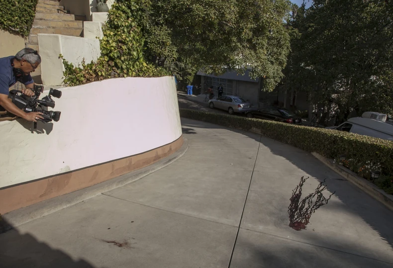 Mrlja od krvi na mestu na kojem je Luis skočio