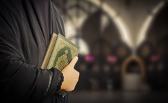 Antymuzułmańskie prowokacje w Danii.  'Ogłosił, że będzie palił Koran dopóki Turcja...'