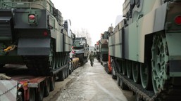 do polski przyjadą wagony pełne potężnej broni. plan jest jasny