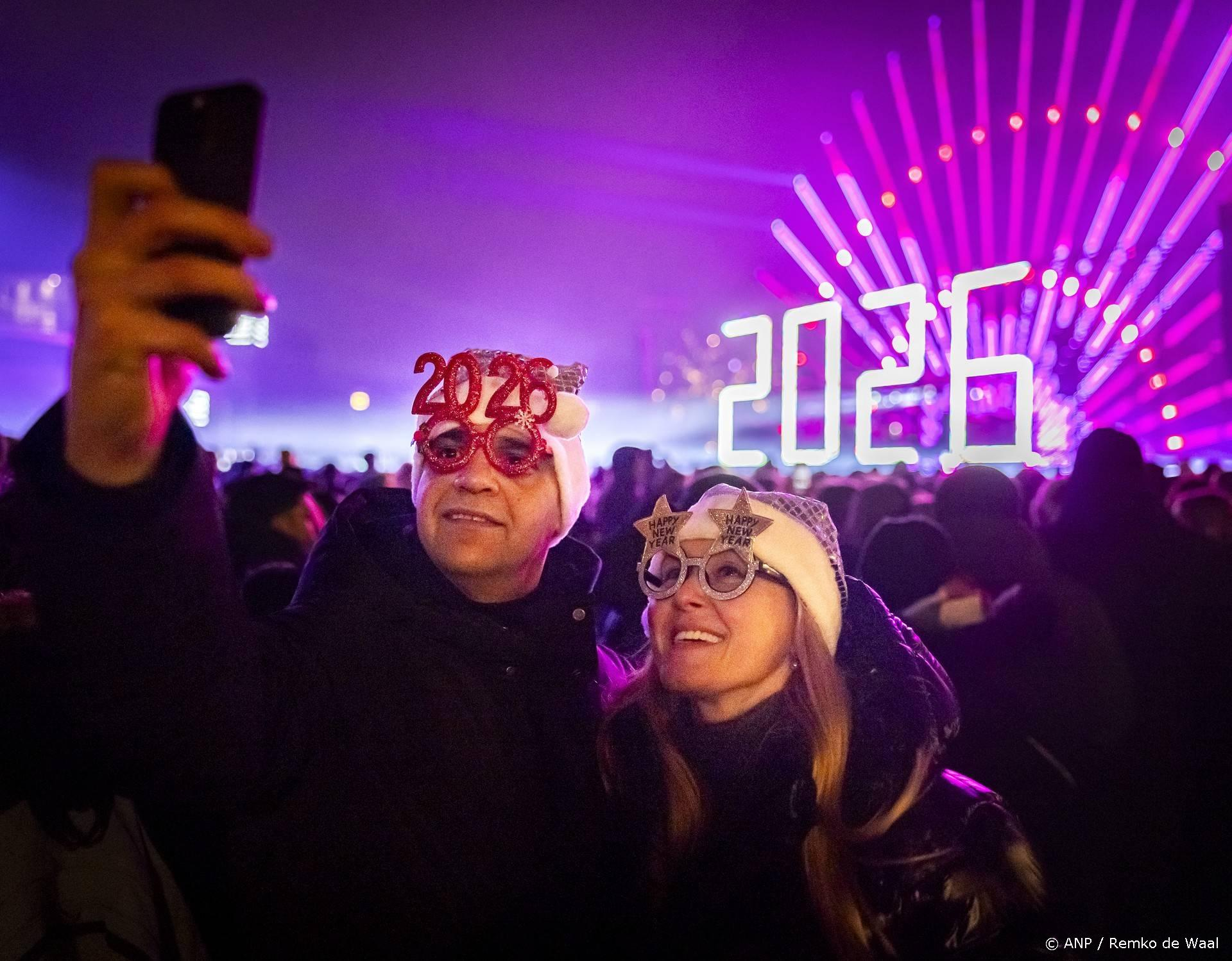 Minder bellen, meer appen: 595 terabyte data verbruikt op oudejaarsavond