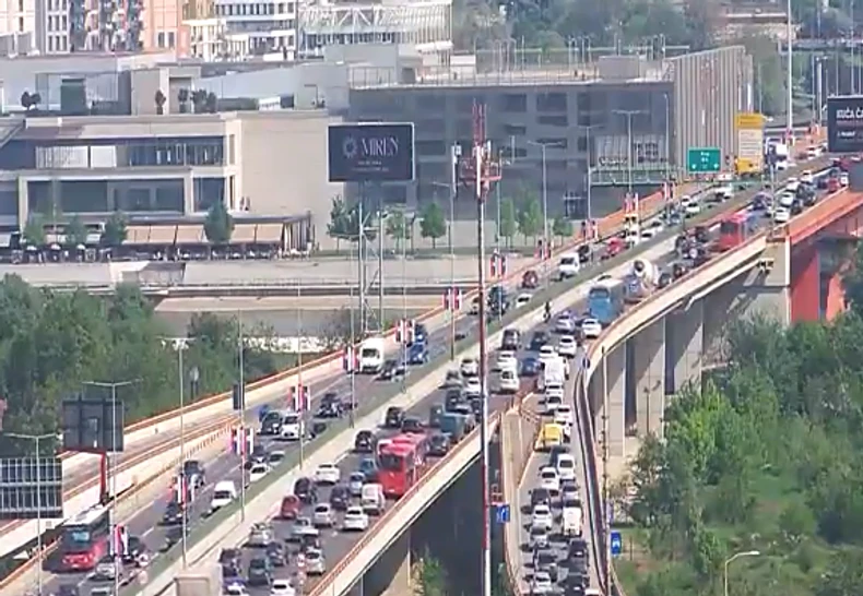 Velika gužva na gazeli