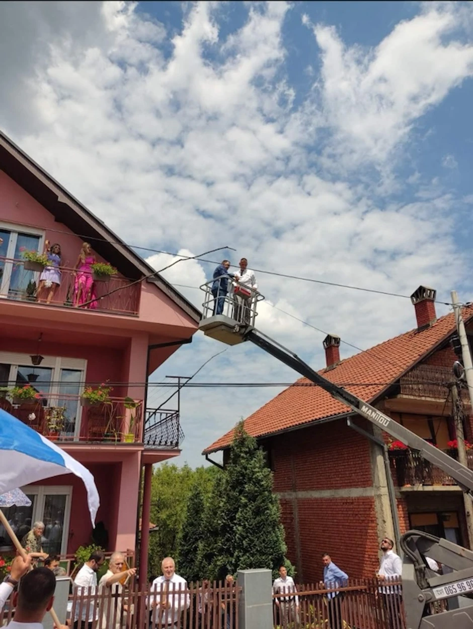 Mladoženja je dobio ovacije prisutnih zbog originalne ideje