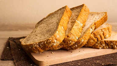 Co się stanie, jeżeli przestaniesz jeść chleb? Dietetyczka wyjaśnia