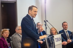 Wybory 2023. Sikorski kontra Błaszczak. "Zrobił coś skandalicznego"