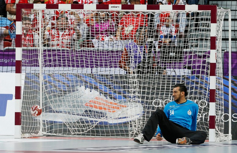 MŚ piłkarzy ręcznych: Polacy zmarnowali aż 6 rzutów karnych, ale wygrali