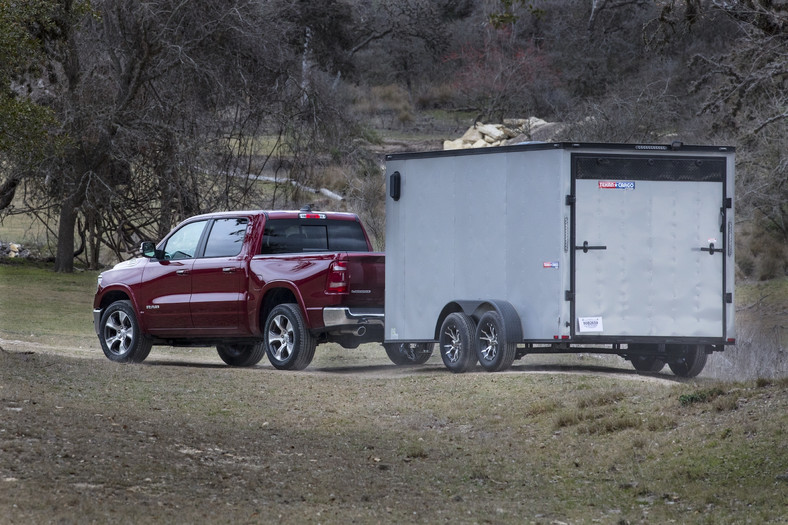 Ram 1500 – prawie 200 km/h potężnym pikapem