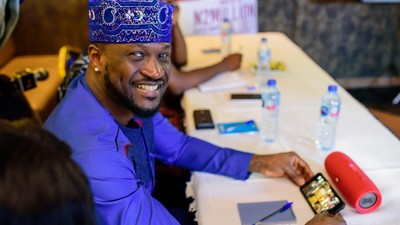 Peter Okoye advised other female fans to not be jealous [Instagram/PeterPsquare]