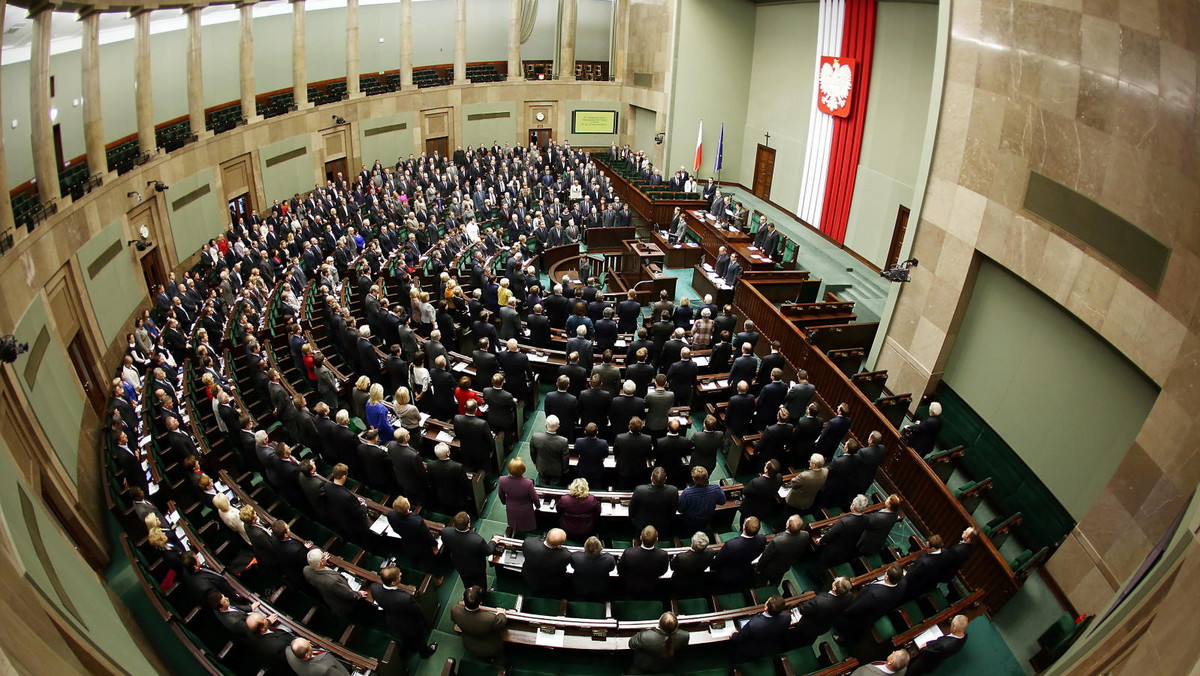 Sejm znowelizował w piątek ustawę o funduszach inwestycyjnych i ustawę o nadzorze nad rynkiem finansowym, wprowadzające rozwiązania zwiększające efektywność działania funduszy inwestycyjnych.