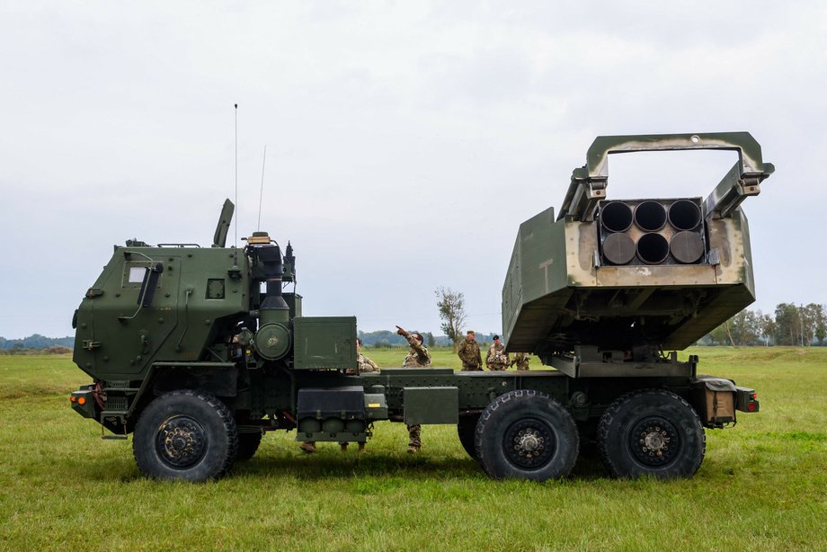 Wyrzutnia HIMARS podczas ćwiczeń w Łotwie