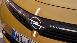 oto nowy opel. silnik diesla spala 4,4 l/100 km
