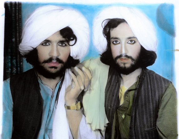 Thomas Dworzak - "Taliban portrait Kandahar, Afghanistan" (2002)
