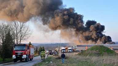 Wielki pożar w Małopolsce. Płonie hala produkcyjna