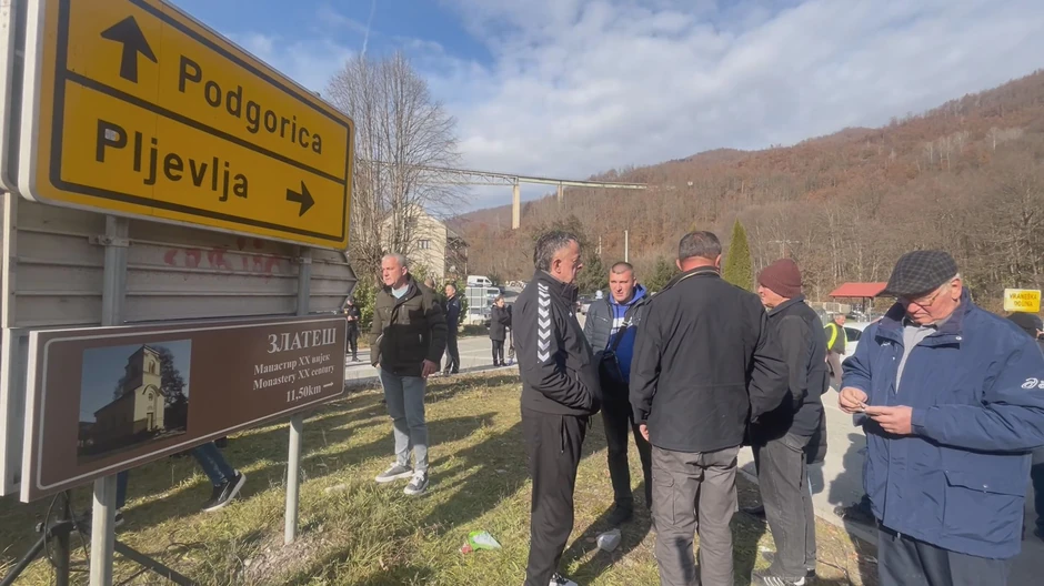 Meštani Vranške doline blokirali put kod Bijelog Polja