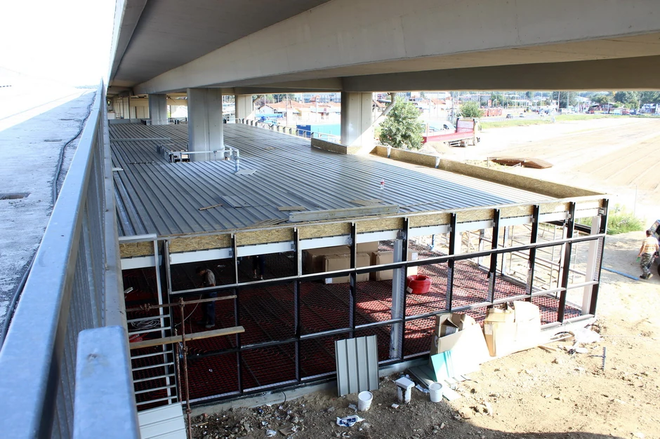 Aneks autobuske stanice u Bloku 42