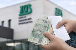 Ten piątek szczęśliwym dniem dla seniorów. ZUS szykuje wyjątkowy prezent