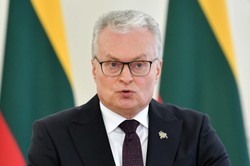 Prezydent Litwy apeluje o barierę fizyczną na granicy z Białorusią