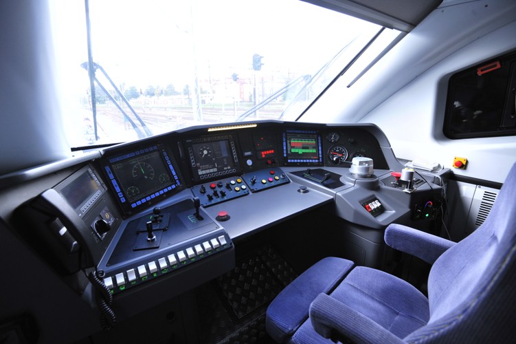 Pociąg Pendolino na 10. Międzynarodowych Targach Kolejowych Trako w Gdańsku