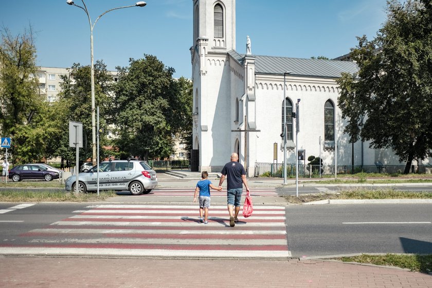 Sosnowiec. Pierwsze buspasy i inteligentne przejscia dla pieszych