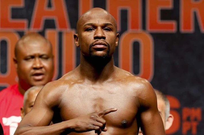 1. Floyd Mayweather Jr. (bokser) – 300 mln dol.