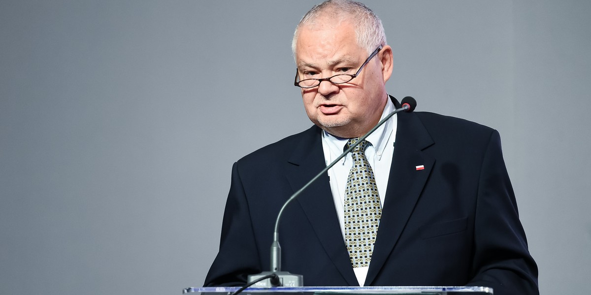 Prof. Glapiński nie chce słyszeć ani o podwyżkach stóp, ani o euro w Polsce.