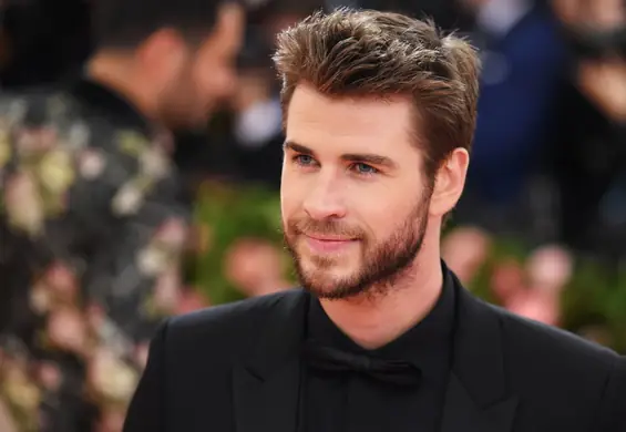 Liam Hemsworth wrócił do randkowania - jego wybranką jest aktorka z serialu "Dynastia"