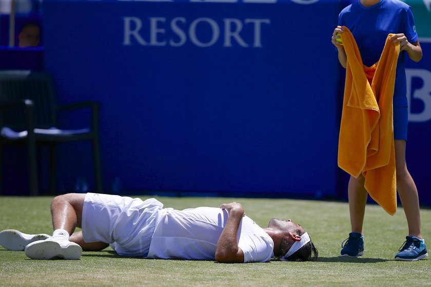 Marcos Baghdatis padł z wycieńczenia. Horror na korcie Antalya Open