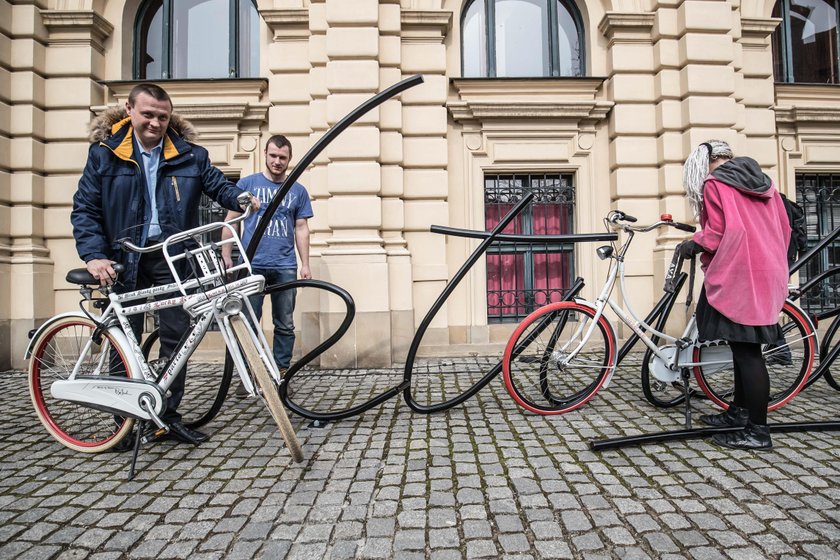 Nowe stojaki na rowery w Krakowie