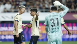 Robert Lewandowski rozpoczął strzelaninę. 10 goli w meczu Barcelony