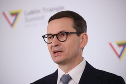 Tarcza antyputinowska. Morawiecki zapowiada 500 zł dopłaty do hektara