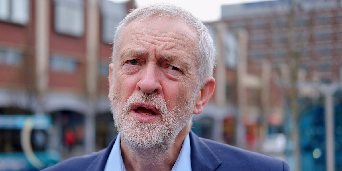 Jeremy Corbyn to cap boardroom pay for firms bidding for government contracts