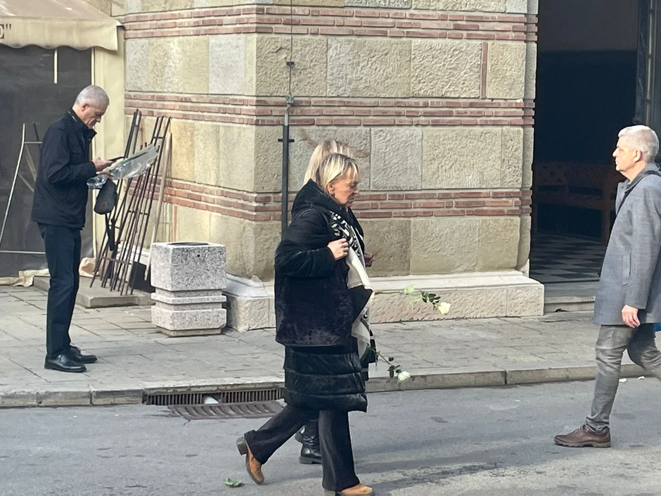 Poznati na sahrani Žarku Lauševiću