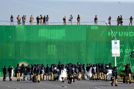 Sukobi u Pakistanu između pristalica Imrana Kana i snaga bezbednosti, marš na Islamabad