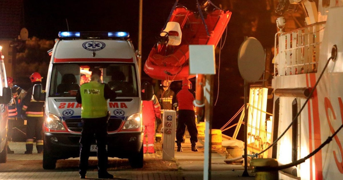 Wybuch w porcie w Kołobrzegu. Świadek: "łódź podrzuciło dwa metry w górę"