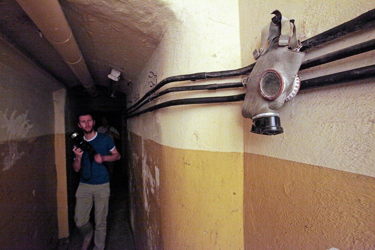 POZNAŃ, ul. Babimojska. Schron z okresu 'zimnej wojny'