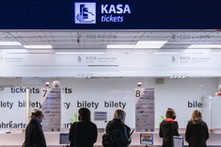 Szok cenowy po decyzji RegioJeta. Znów drogo na kolei. Ministerstwo: „Konkurencja jest pożądana”