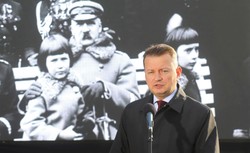 Marsz Niepodległości ma otwierać wojsko, będzie też przemarsz kombatantów. Błaszczak: Policja sobie świetnie poradzi