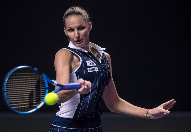 WTA Finals: Pliskova pokonała Halep i awansowała do półfinału