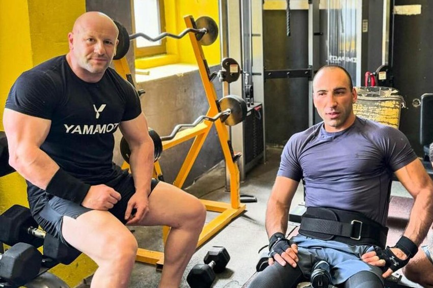 I prijatelji Roganovića oprostili su se čituljama od svog druga