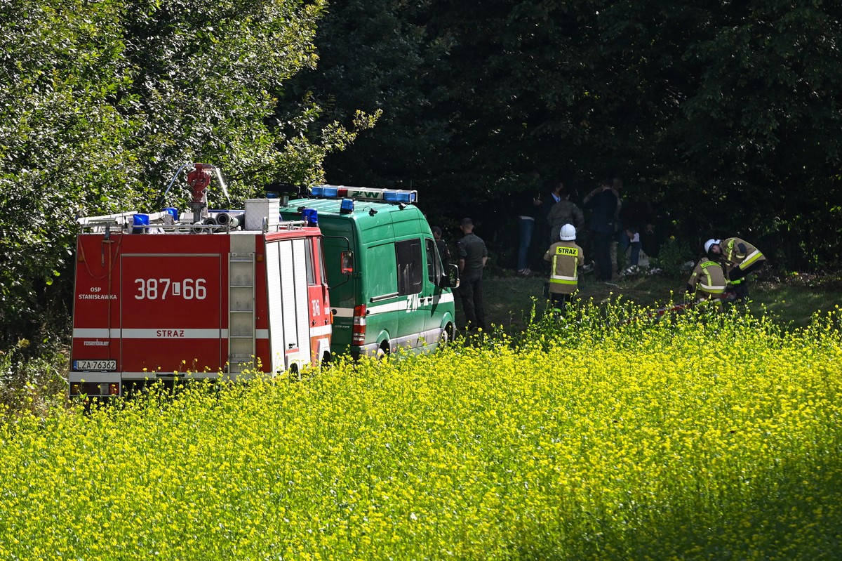 Polacy oceniają reakcję władz na drony. Większość pozytywnie [SONDAŻ]