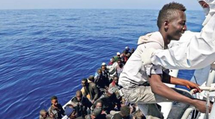Hazaküldené az EU a menekülőket