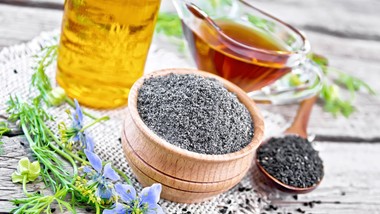 "złoto faraonów" może obniżyć cholesterol. działa jak plaster dla wątroby, a polacy używają zbyt rzadko jak obniżyć cholesterol w naturalny sposób