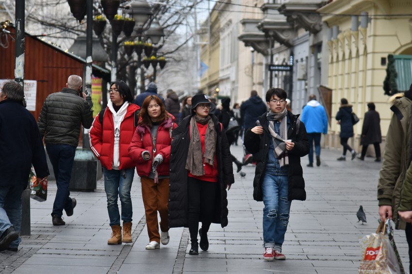 Kinezi sve brojniji u Beogradu